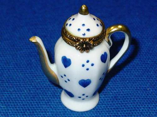 COFFEE POT BLUE HEARTS